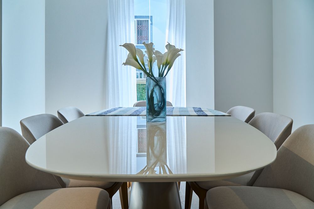 Swan by Incept + Bontempo
