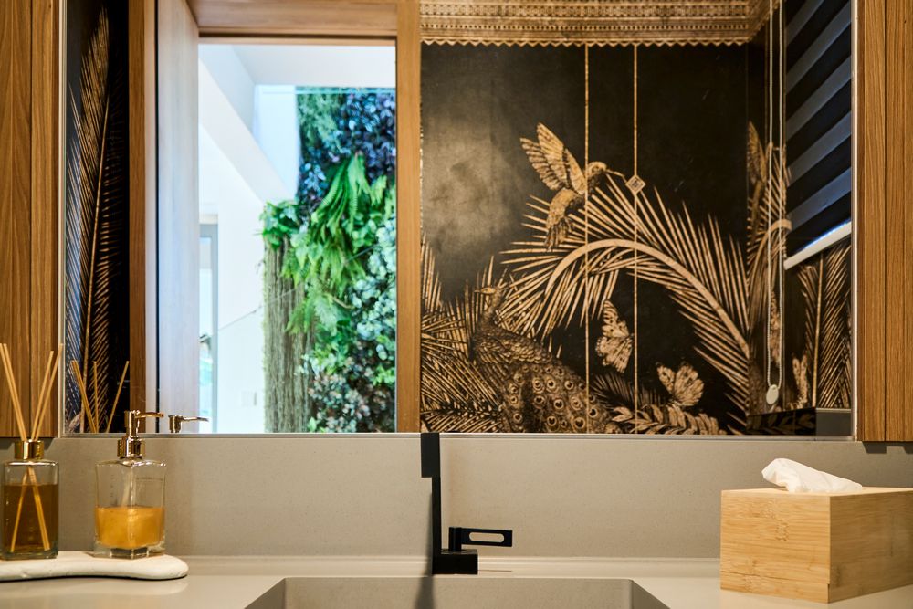 Swan by Incept + Bontempo